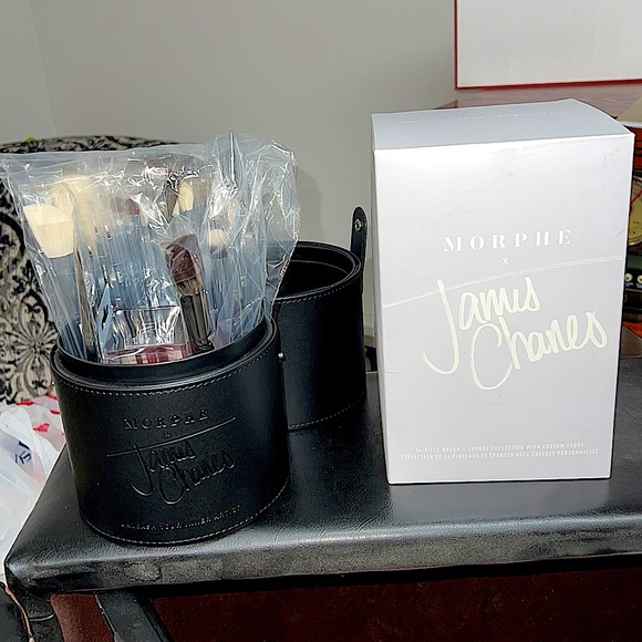 Morphe x James Charles 34 piece brush and sponge collection❤️ - Picture 1 of 3